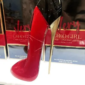 Парфюмерная вода CAROLINA HERRERA Very Good Girl 80 мл